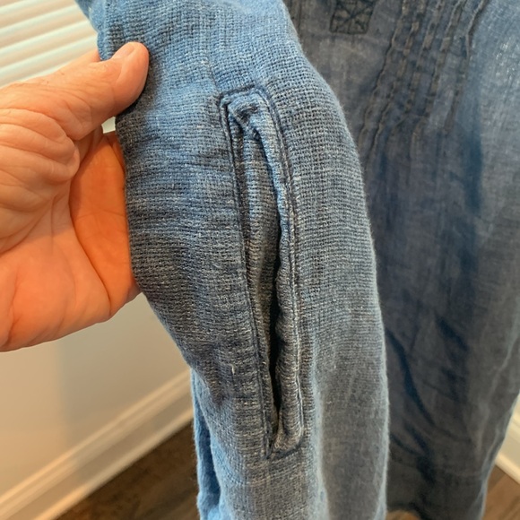 Faherty Isha 100% linen dress blue pin tucks, buttons size L - Picture 4 of 9